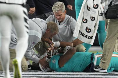 DOLPHINS - TUA TAGOVILOA INJURY - AP 9-29-2022 2.jpeg