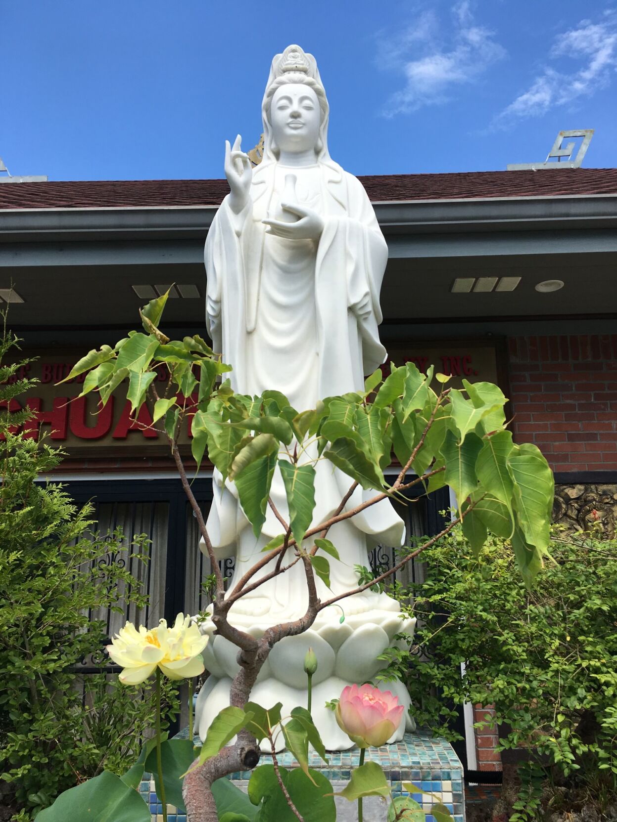 VANDALISM AT BUDDHIST TEMPLE IN LOUISVILLE 1-17-2024 (7).jpeg