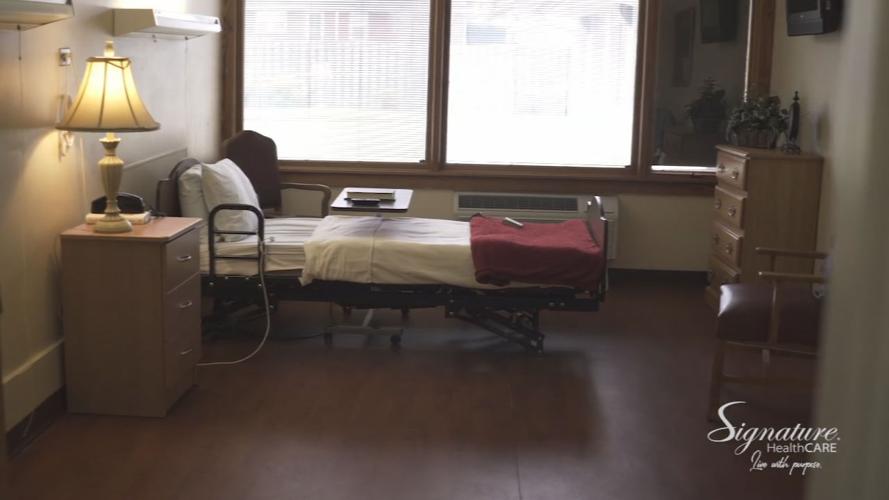 Signature Healthcare Summerfeld room.jpg