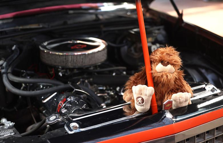 Street Rod car engine.JPG