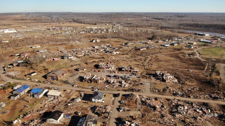 DAWSON SPRINGS CLEANUP FOLO (4).JPG