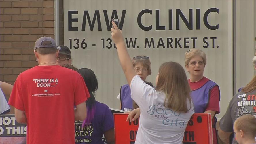 Crowd gathered outside EMW Women's Surgical Center on Market Street