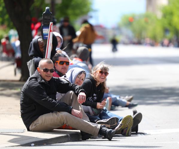 Crowd waits for parade to come.JPG