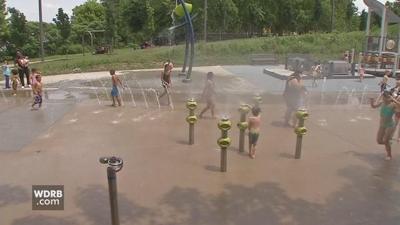 Many in Louisville area soak up the sun during Memorial Day