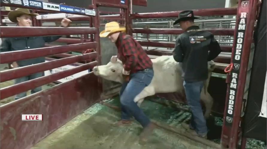 WDRB IN THE MORNING CHRISTMAS SPECIAL 2022 13.jpg