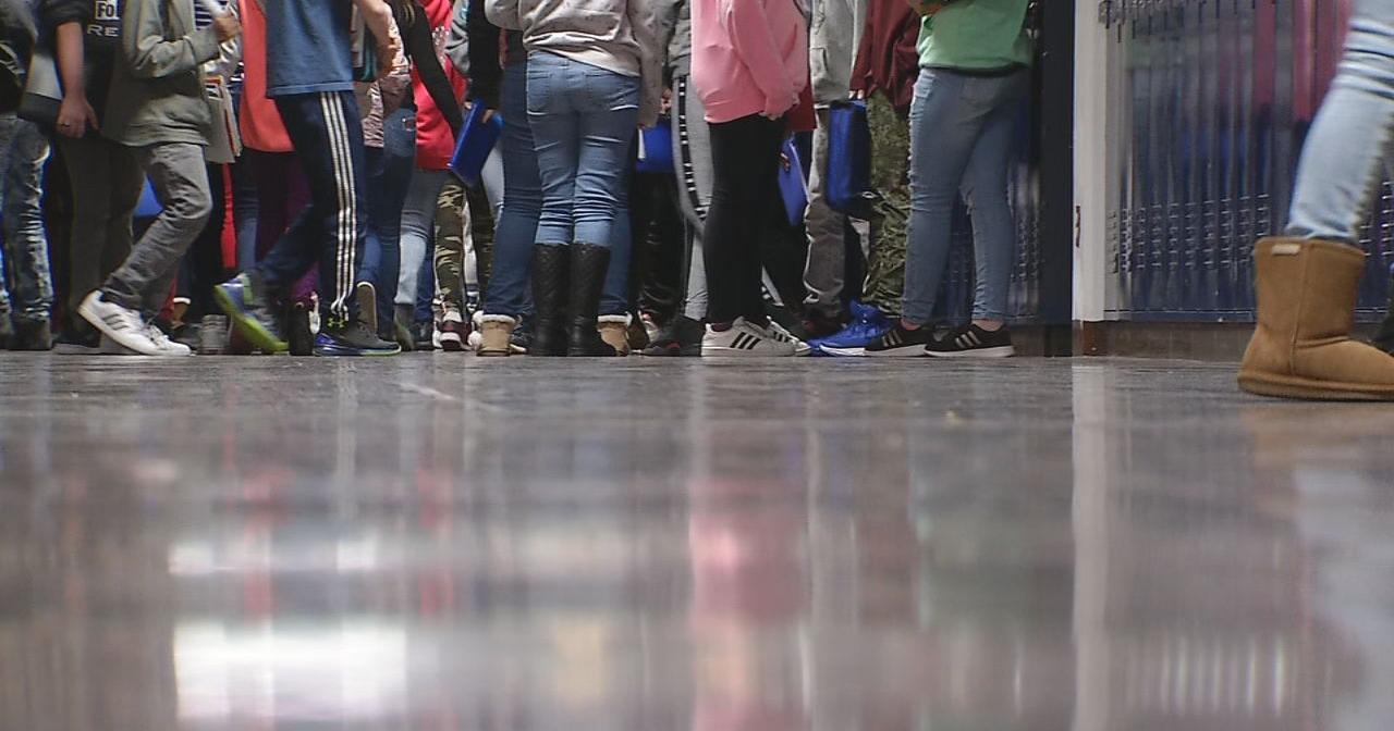 JCPS asks some parents to disregard school start time postcards over printing error - Vimarsana News