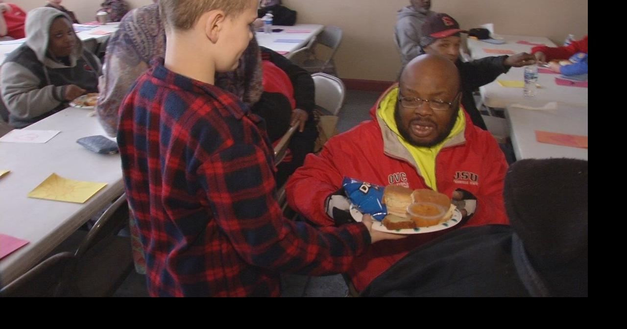 Trunnell Elementary School students serve homeless at the Lord's