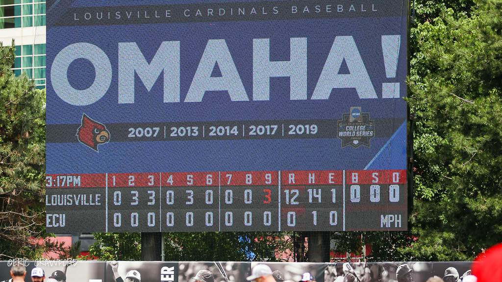 ECU baseball team drops 14-1 decision to Louisville in Game 1 of