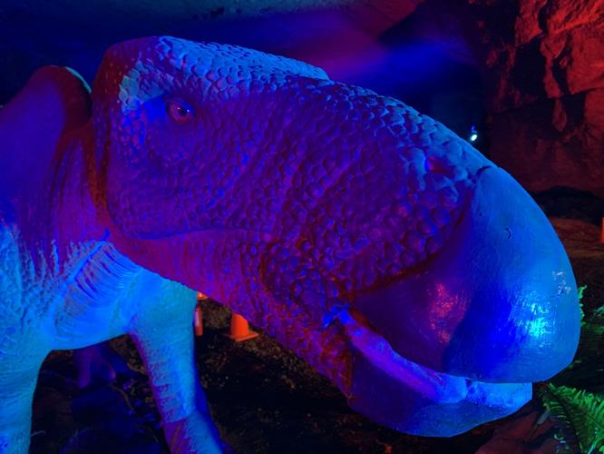 DINO SAFARI - MEGA CAVERNS 4-13-2021  (8).jpg