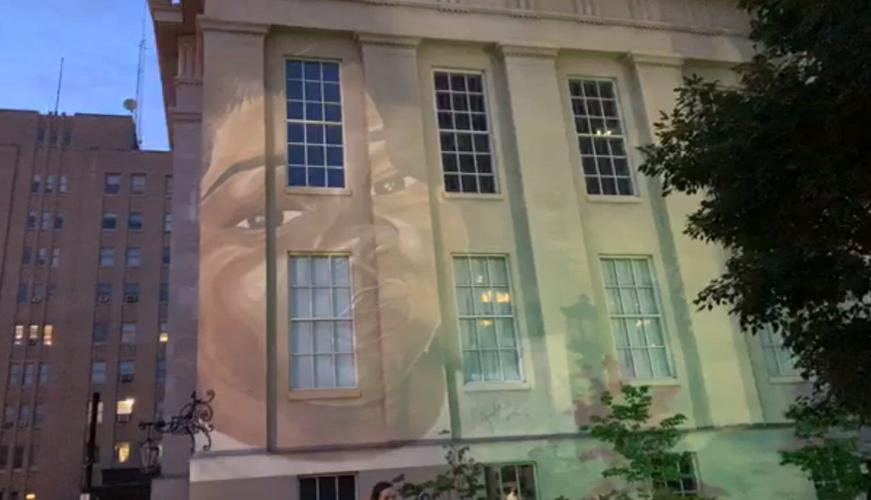 Breonna Taylor mural on Metro Hall 6-5-20.jfif