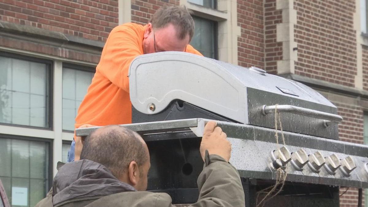 Local veterans organization donates grill to Salvation Army of