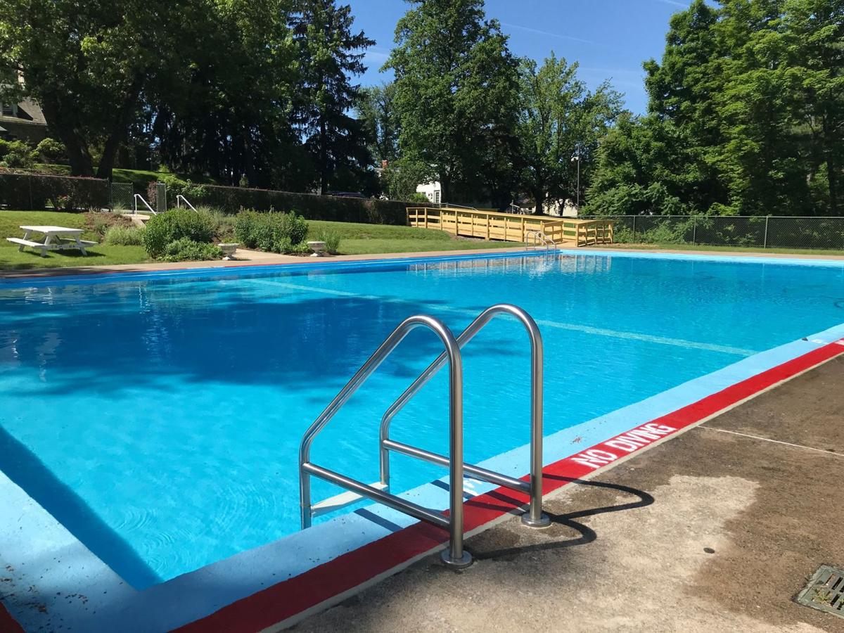 Pennsylvania Lieutenant Governor Opens Pool At His Official Residence To The Public News Wdrb Com