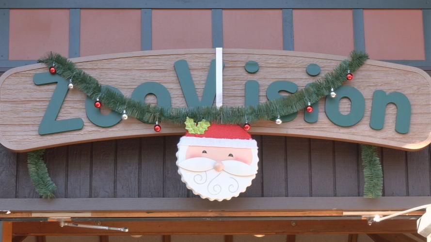 CHRISTMAS AT THE ZOO