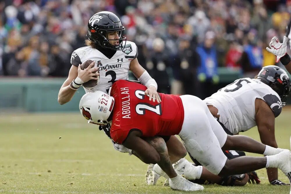 Albany native Deion Branch coaches Louisville to Fenway Bowl victory, Sports