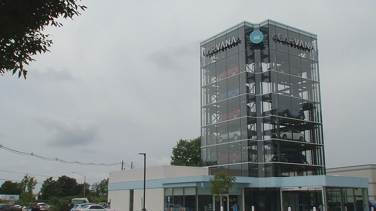 Carvana opens Louisville s first car vending machine News from