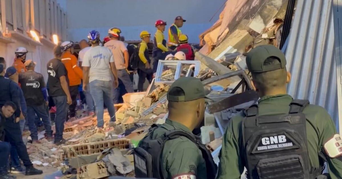 Venezuela earthquakes kill hundreds as rescue teams race to find survivors