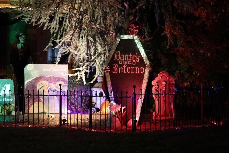 Decorations on Hillcrest Avenue.JPG