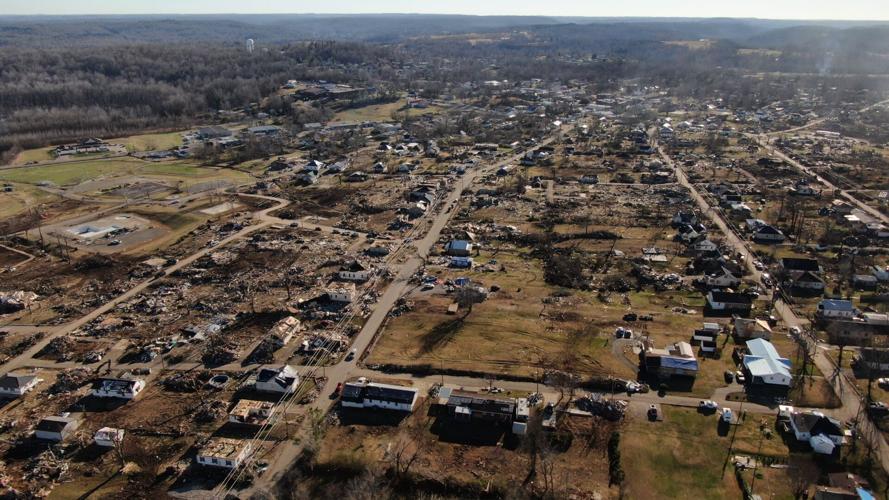 DAWSON SPRINGS CLEANUP FOLO (5).JPG