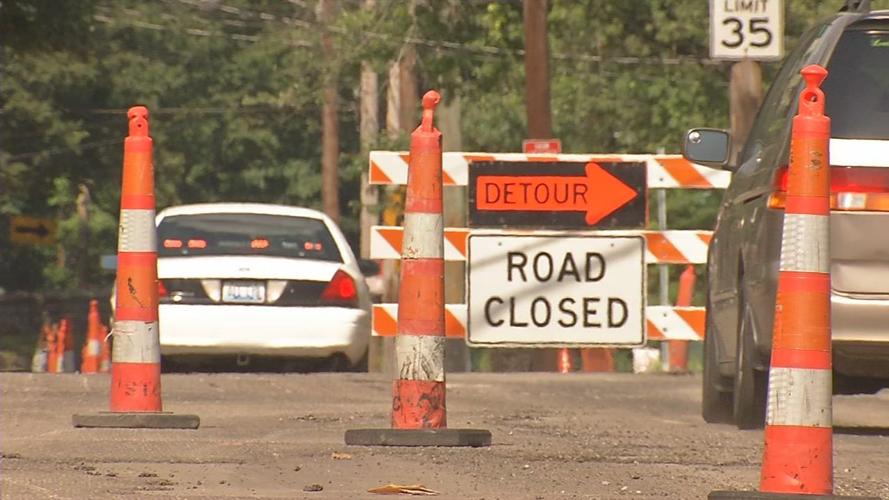 ROAD CONSTRUCTION - DETOUR FILE 4-8-19 .png