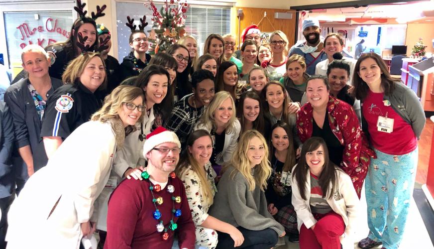 JENNIFER LAWRENCE AT NORTON CHILDRENS XMAS 2018.jpg