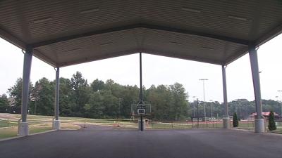 Floyd County Man S Donation Makes Way For Covered Basketball Court