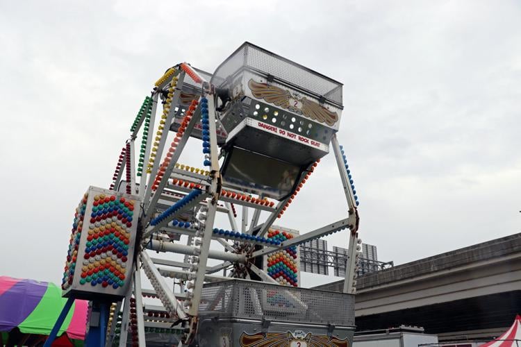Crews set up booths along the Ohio River one day before Thunder Over Louisville 2023