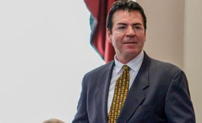 Schnatter sues Papa John's, says he is being made 'scapegoat'