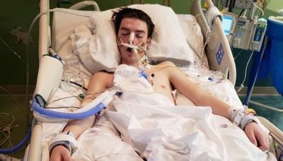 Tyler Ware (Indiana teen hospitalized by vaping)
