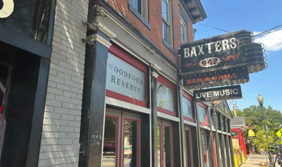 Baxter's 942 Bar and Grill