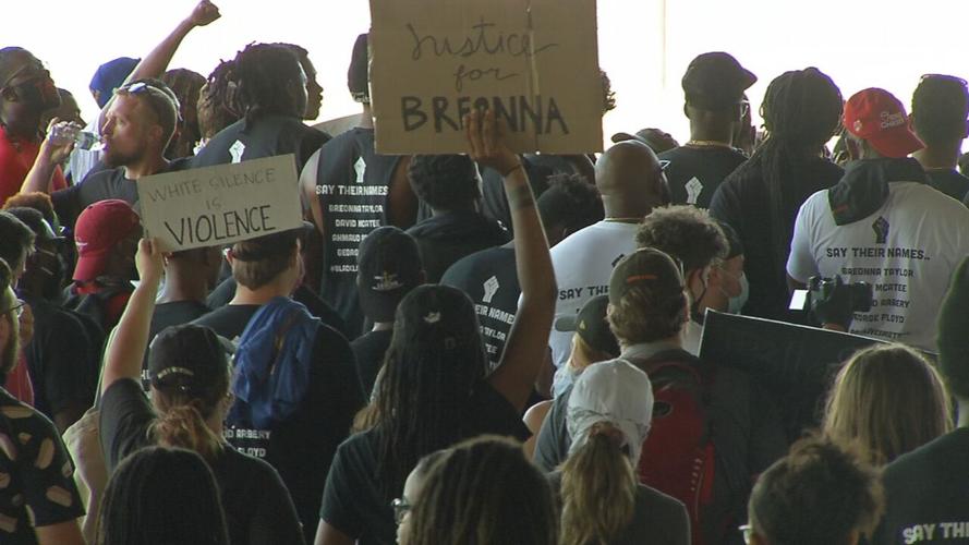 Breonna Taylor-Waterfront protest 6-6-20 (3).jpg
