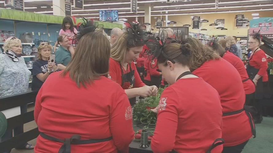 KROGER GARLAND OF ROSES 2021 (4).jpeg