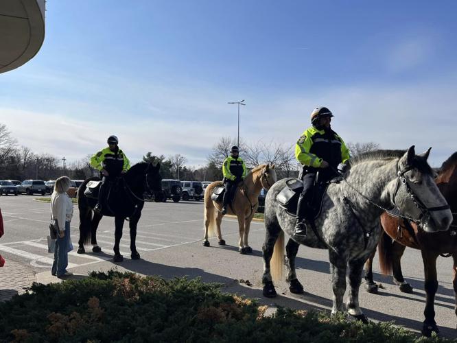 LMPD at Oxmoor Mall
