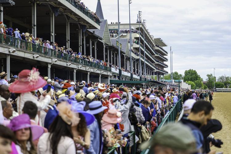 Kentucky Derby fans