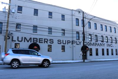 plumbers supply building 1-22-24.JPG