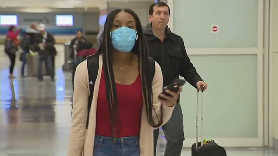 Girl wearing a face mask