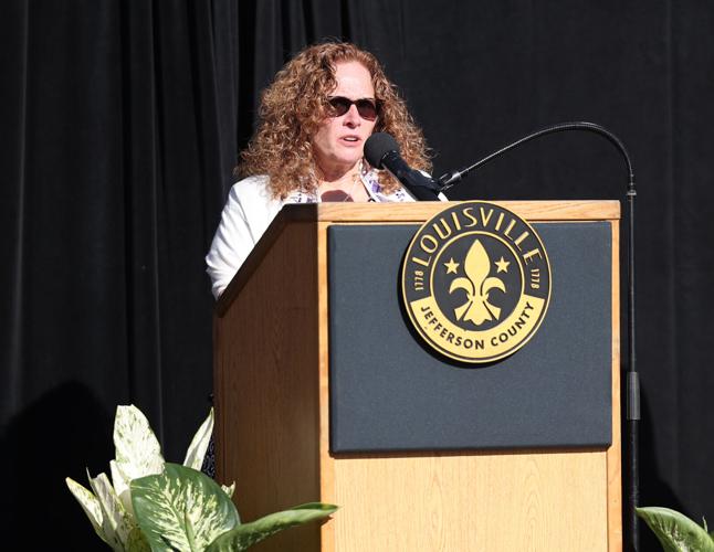 Rabbi Beth Jacowitz-Chottiner speaks during vigil.JPG