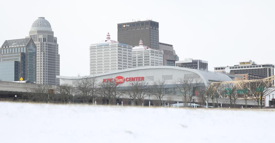 Louisville skyline and snow.JPG