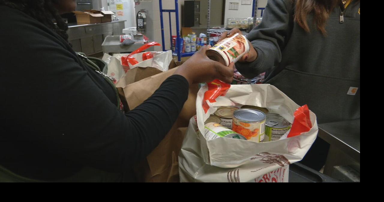 ‘Not sustainable’ | Food pantries in Kentucky, Indiana overwhelmed as SNAP benefits stall