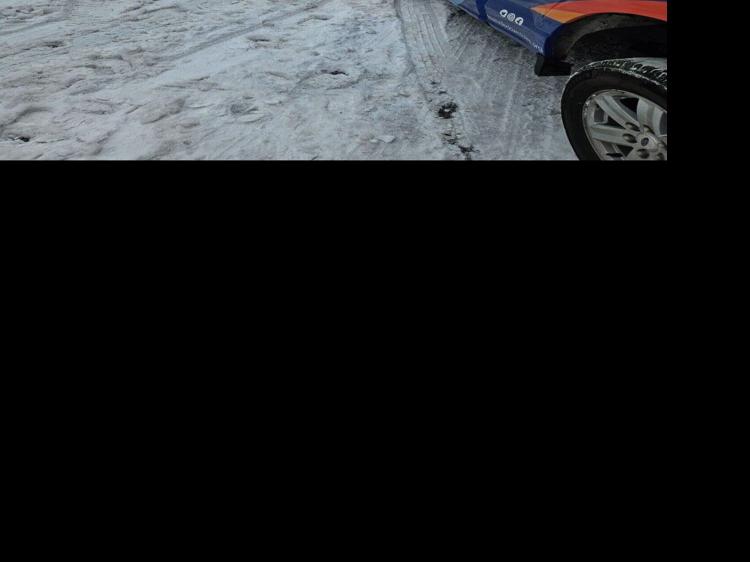 Downtown Louisville Ambassadors help in snow 1-6-25