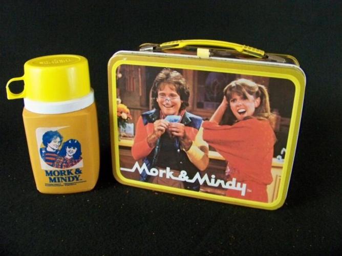 LUNCH BOX AUCTION - MORK AND MINDY.jpg