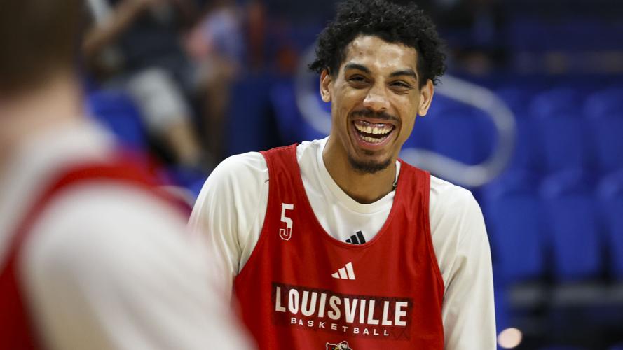 LOUISVILLE NCAA PRACTICE-12.jpg