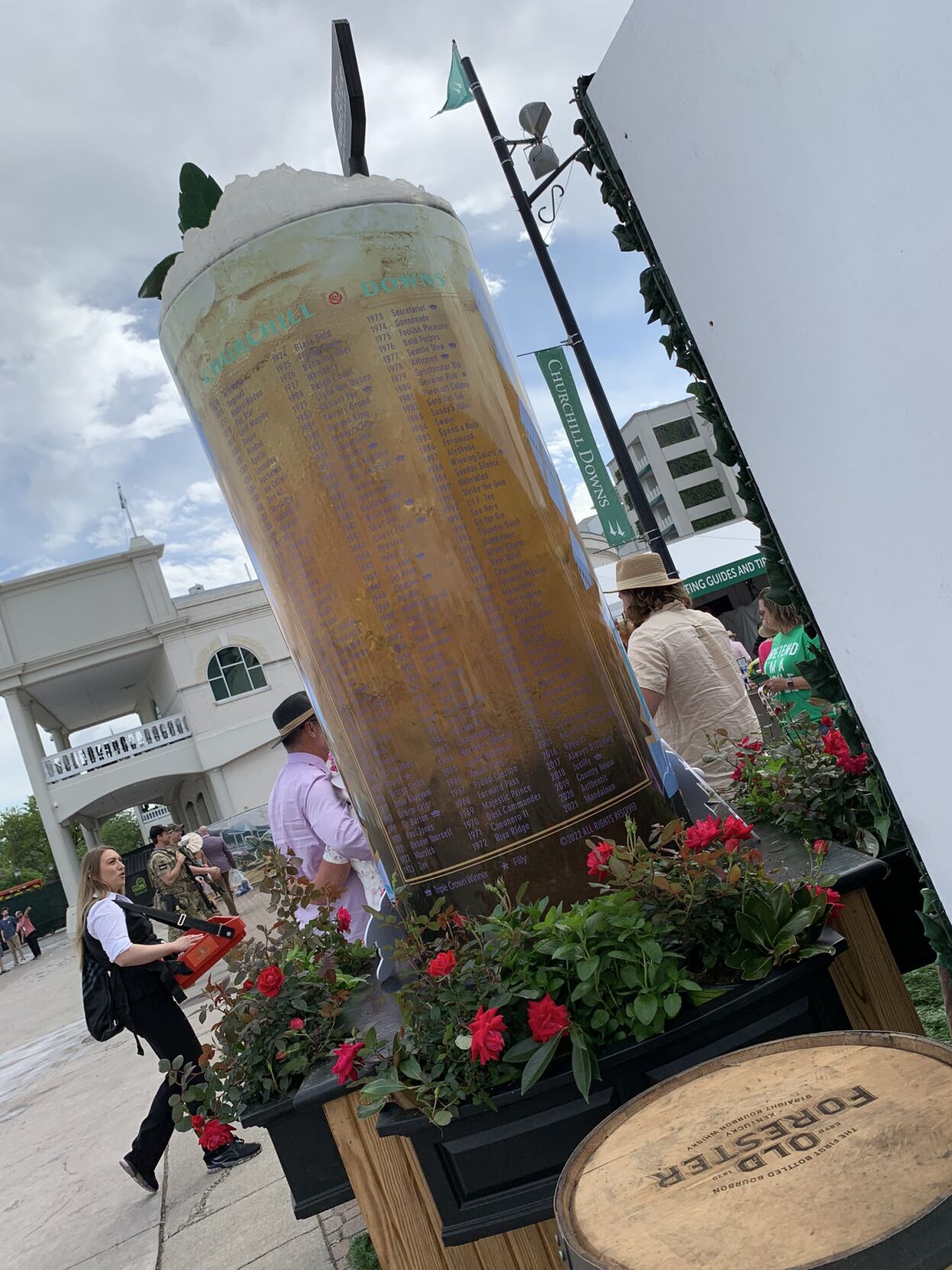 OAKS - CHURCHILL DOWNS 5-6-2022 3.jpg