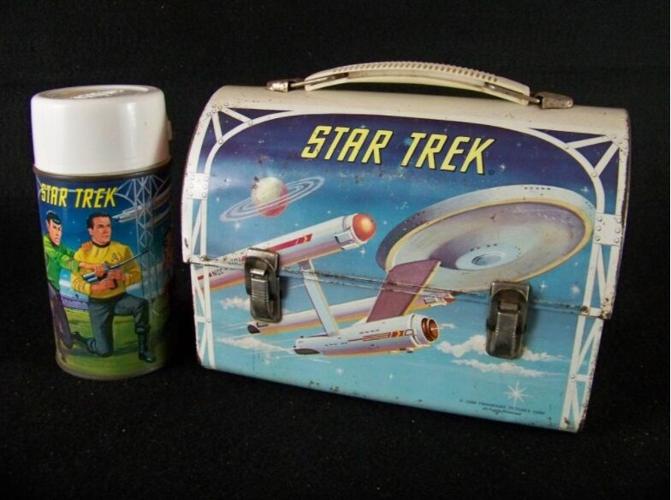 LUNCH BOX AUCTION - STAR TREK 1968.jpg