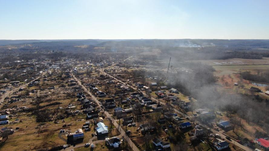 DAWSON SPRINGS CLEANUP FOLO (7).JPG