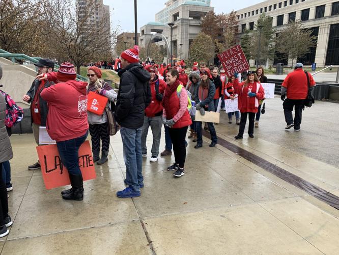 GO RED FOR ED - Line at Capitol side Entrance.jpg
