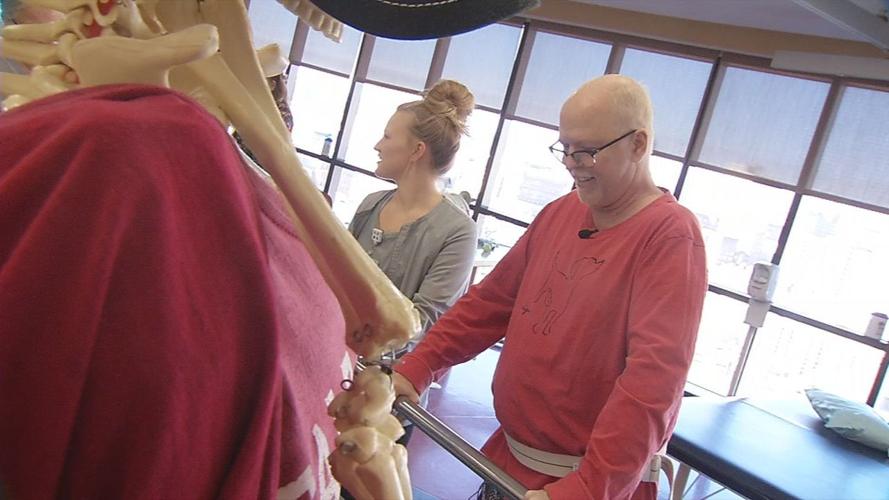 Mike Olsen (double lung transplant recipient) in therapy