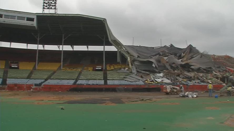 DEMOLITION AT OLD CARDINAL STADIUM 3-21-19 (3).jpg
