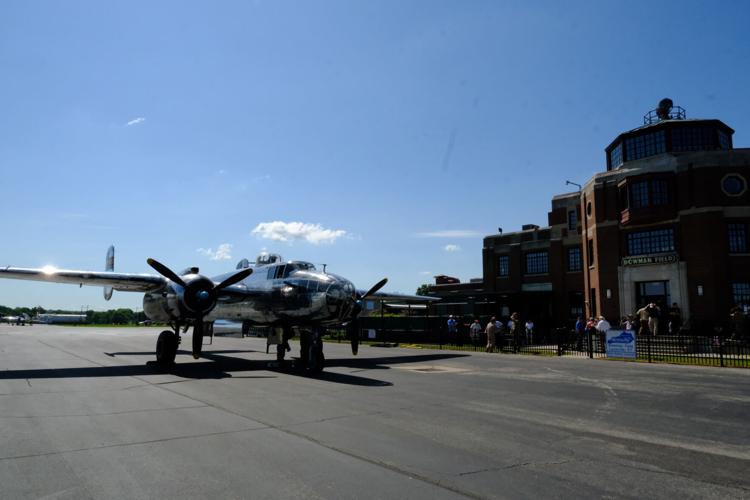 Louisville veterans honored on D-Day anniversary
