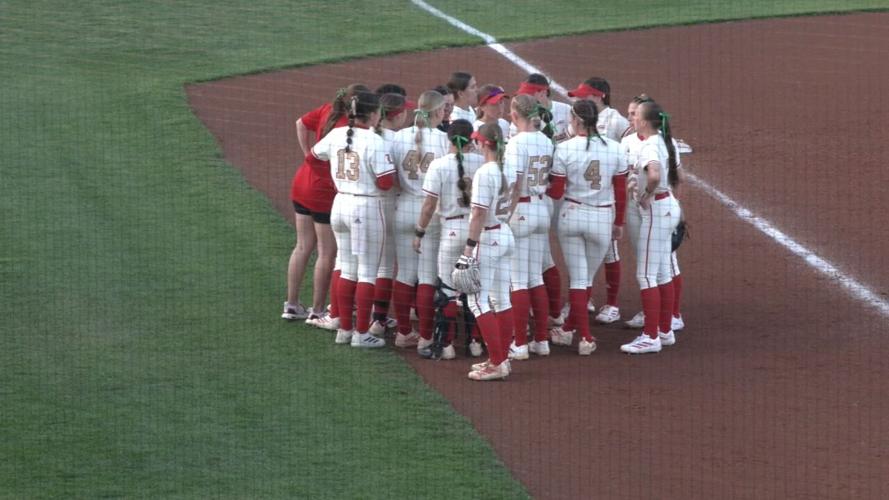 U of L Softball into the top 25 for the first time in a decade
