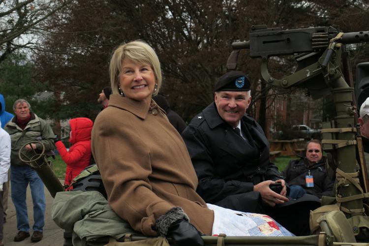 BESHEAR INAUGURATION DAY -PARADE 12-12-10-19  (22).JPG